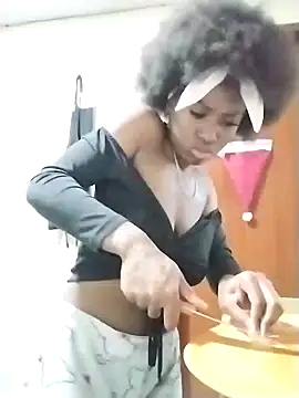 nikkystorm1  online show from 29, 1, 2025