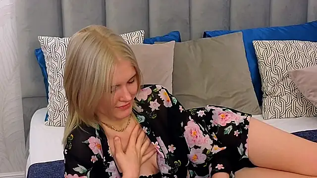 NellieLoyns online show from 27, 2, 2025