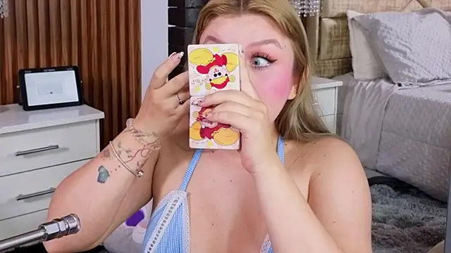 LolaAngellx online show from 20, 7, 2026