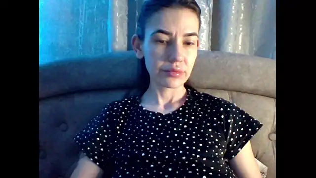 Snapshot of Diamond_Danaa chatting on 8, 3, 2026 Diamond Danaa online show from 8, 3, 2026