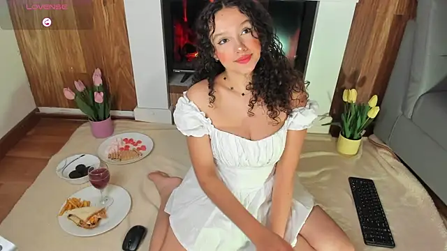 LucyLovelyy online show from 9, 6, 2026