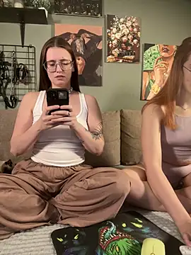 Snapshot of Sabrina_shells chatting on 28, 2, 2025 Sabrina shells online show from 28, 2, 2025