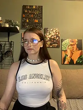 Snapshot of Sabrina_shells chatting on 16, 3, 2025 Sabrina shells online show from 16, 3, 2025