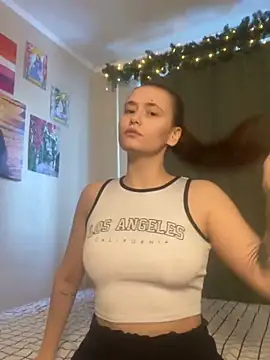 Snapshot of Sabrina_shells chatting on 22, 3, 2025 Sabrina shells online show from 22, 3, 2025