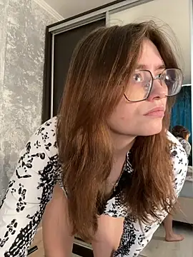 Snapshot of Sabrina_shells chatting on 3, 10, 2025 Sabrina shells online show from 3, 10, 2025