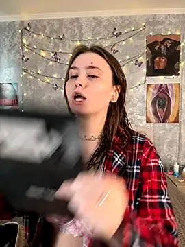 Snapshot of Sabrina_shells chatting on 23, 11, 2025 Sabrina shells online show from 23, 11, 2025