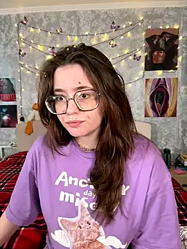 Snapshot of Sabrina_shells chatting on 18, 12, 2025 Sabrina shells online show from 18, 12, 2025