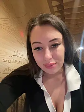 AndreaMood online show from 9, 1, 2025