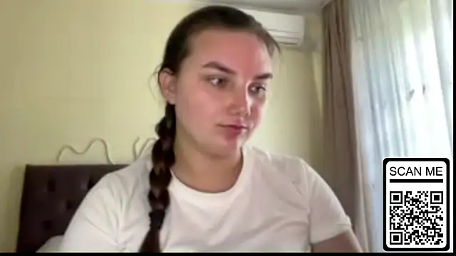 Dreamyblushfairy online show from 15, 9, 2025