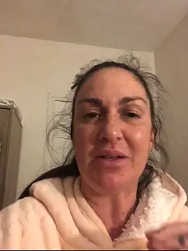 BELLAMORGANE1 online show from 8, 5, 2026