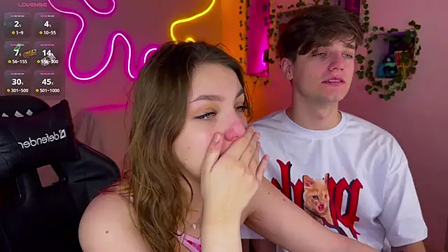 RobertAndLinela online show from 5, 2, 2025