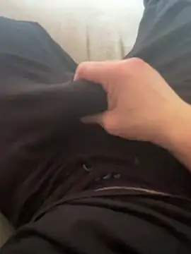 Snapshot of 22TT2295 chatting on 5, 2, 2025 22TT2295 online show from 5, 2, 2025