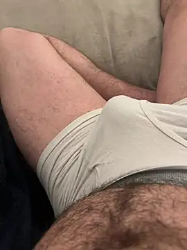 Snapshot of 22TT2295 chatting on 8, 2, 2025 22TT2295 online show from 8, 2, 2025