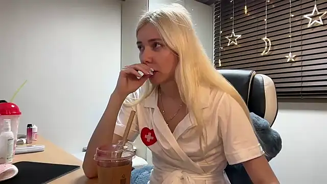 yunasuka online show from 17, 1, 2025