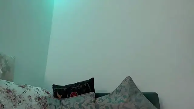 yunasuka online show from 11, 2, 2025