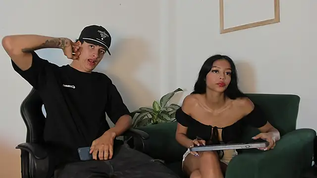 two milkyway online show from 6, 11, 2025