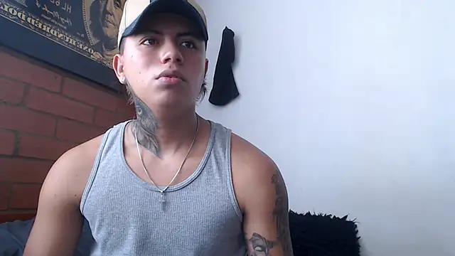 Snapshot of Thiago_x_Sahara chatting on 15, 1, 2025 Thiago x Sahara online show from 15, 1, 2025