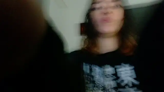 Snapshot of Maam_Ine chatting on 17, 12, 2025 Maam Ine online show from 17, 12, 2025