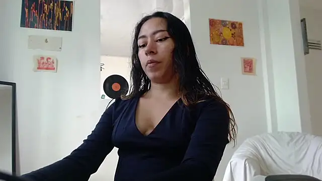 Snapshot of Maam_Ine chatting on 3, 3, 2026 Maam Ine online show from 3, 3, 2026