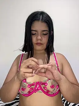 Snapshot of pretty_angela1 chatting on 25, 1, 2025 pretty angela1 online show from 25, 1, 2025