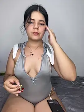 Snapshot of pretty_angela1 chatting on 10, 3, 2025 pretty angela1 online show from 10, 3, 2025