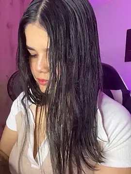 Snapshot of pretty_angela1 chatting on 6, 10, 2025 pretty angela1 online show from 6, 10, 2025