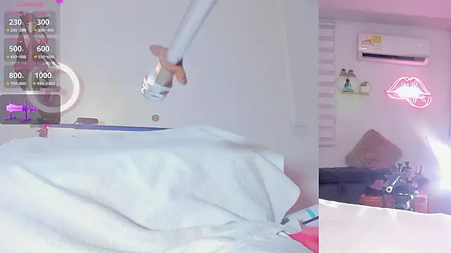 Maria Jones  online show from 3, 2, 2026