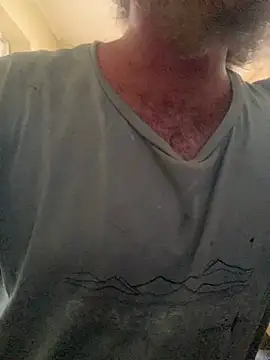 Snapshot of poesnuus999 chatting on 25, 12, 2024 poesnuus999 online show from 25, 12, 2024