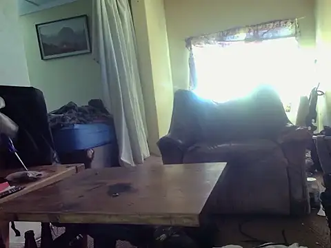 Snapshot of poesnuus999 chatting on 16, 10, 2025 poesnuus999 online show from 16, 10, 2025