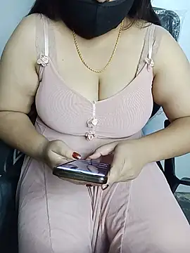 Snapshot of tanvihot2 chatting on 15, 7, 2026 tanvihot2 online show from 15, 7, 2026