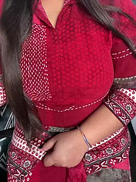 Snapshot of tanvihot2 chatting on 24, 7, 2026 tanvihot2 online show from 24, 7, 2026