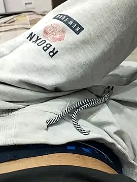 fakelove95 online show from 7, 3, 2025