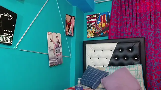 Snapshot of valerie_mase chatting on 3, 2, 2025 valerie mase online show from 3, 2, 2025