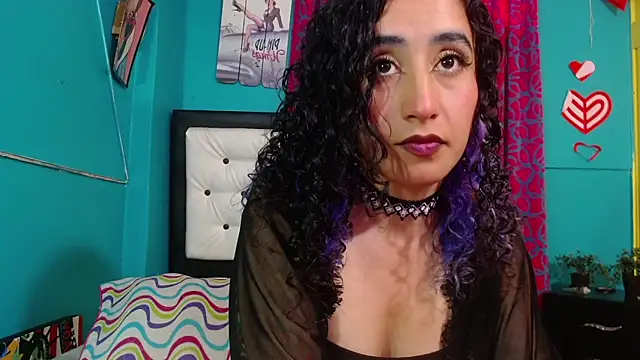 Snapshot of valerie_mase chatting on 20, 9, 2025 valerie mase online show from 20, 9, 2025