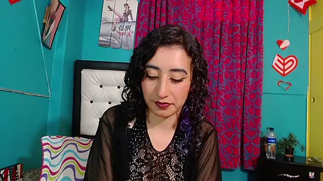 Snapshot of valerie_mase chatting on 26, 9, 2025 valerie mase online show from 26, 9, 2025