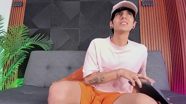 saul novak online show from 8, 1, 2025