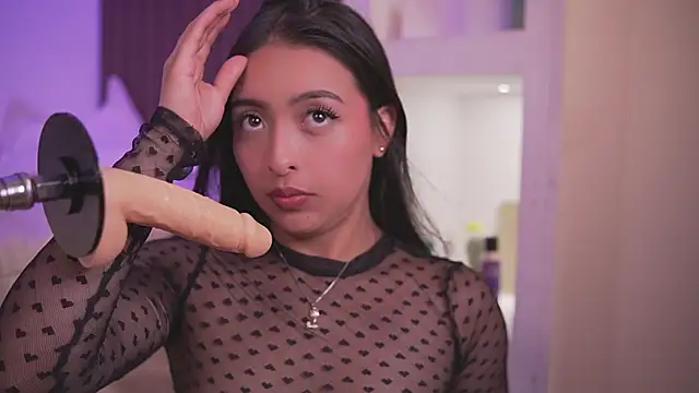 Camila dupont online show from 5, 5, 2026