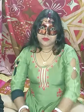 Hot muskaan online show from 13, 1, 2025