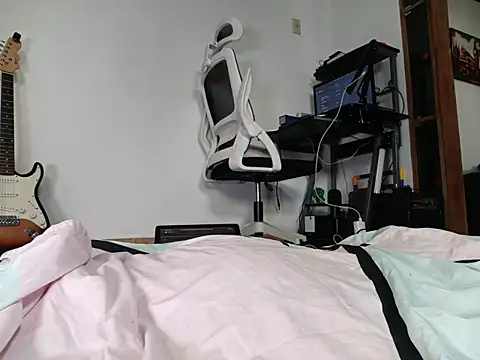 Snapshot of Rocket1978 chatting on 13, 3, 2026 Rocket1978 online show from 13, 3, 2026