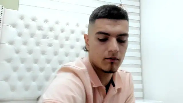 DAVID VICTORIAA online show from 9, 10, 2025