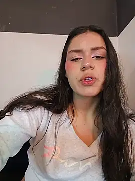 Danni shy online show from 26, 7, 2026