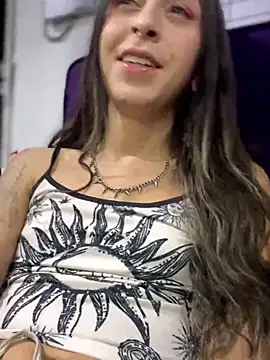Snapshot of Sara_Davina chatting on 14, 6, 2026 Sara Davina online show from 14, 6, 2026