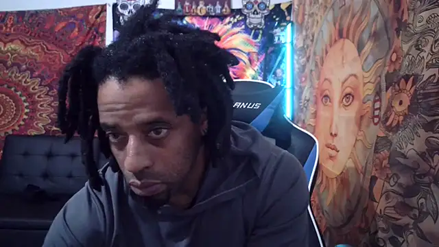 Snapshot of Coco-Licious chatting on 9, 1, 2025 Coco-Licious online show from 9, 1, 2025