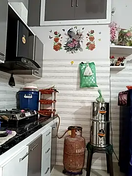 Best-Couple online show from 13, 9, 2025