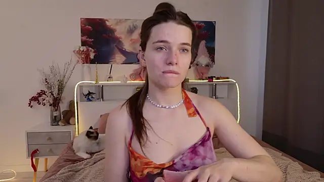 Nellie Medina online show from 8, 6, 2026