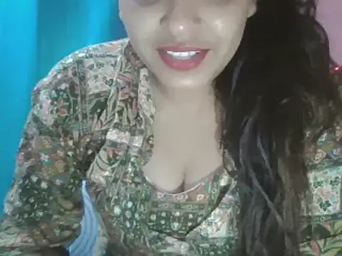 Snapshot of Hot-shanvi chatting on 9, 3, 2025 Hot-shanvi online show from 9, 3, 2025