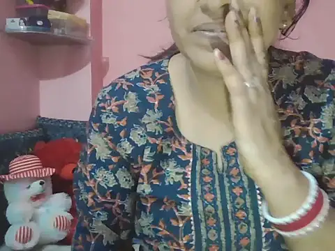 Snapshot of Hot-shanvi chatting on 18, 10, 2025 Hot-shanvi online show from 18, 10, 2025