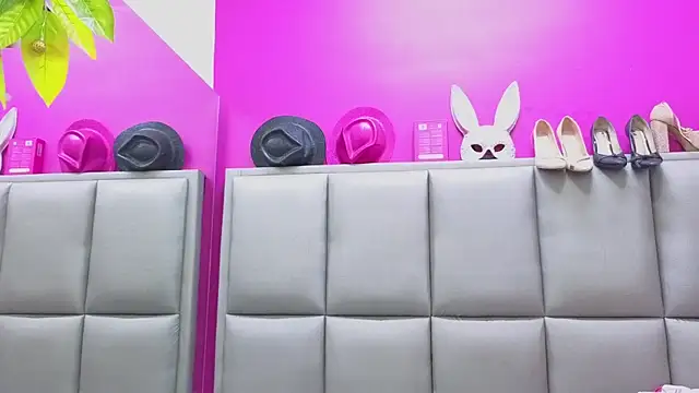 KRYSSTARITTER4 online show from 25, 7, 2026
