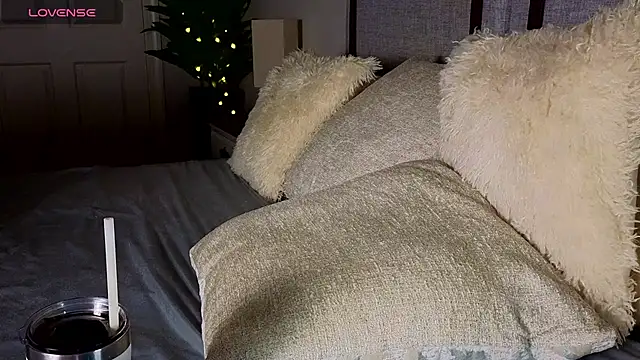 ivynyxx online show from 5, 8, 2026