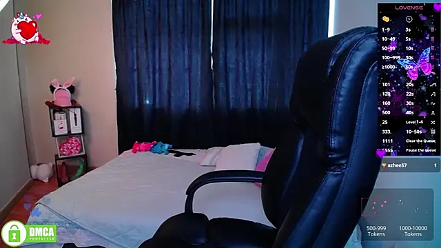 Snapshot of Qadesh_Boix chatting on 4, 10, 2025 Qadesh Boix online show from 4, 10, 2025